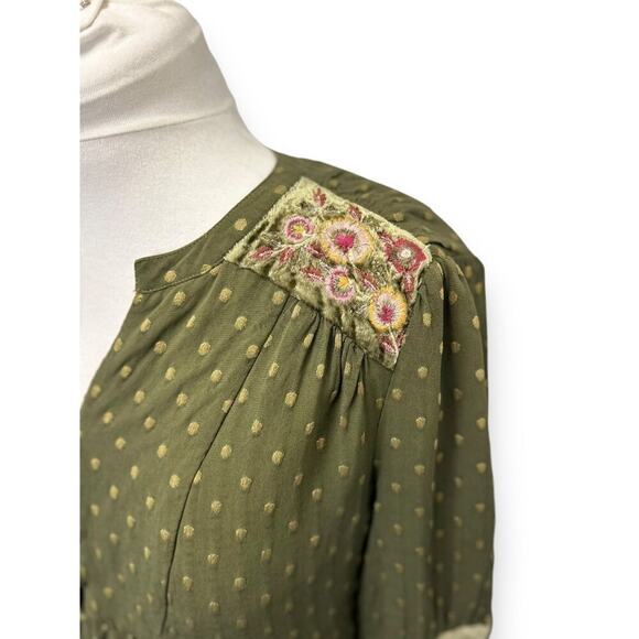 Chico's Women’s Green Jacquard Dot Embroidered  Velvet Details Peasant Blouse M - Picture 3 of 13